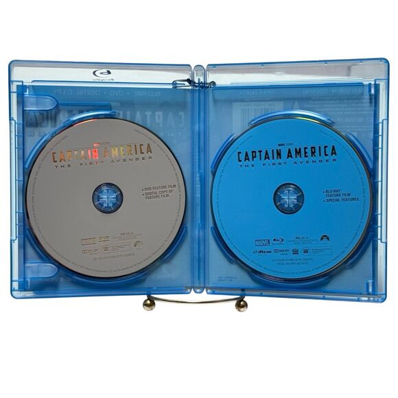 Captain America: The First Avenger (Two-Disc Blu-ray/DVD Combo - Picture 5 of 6